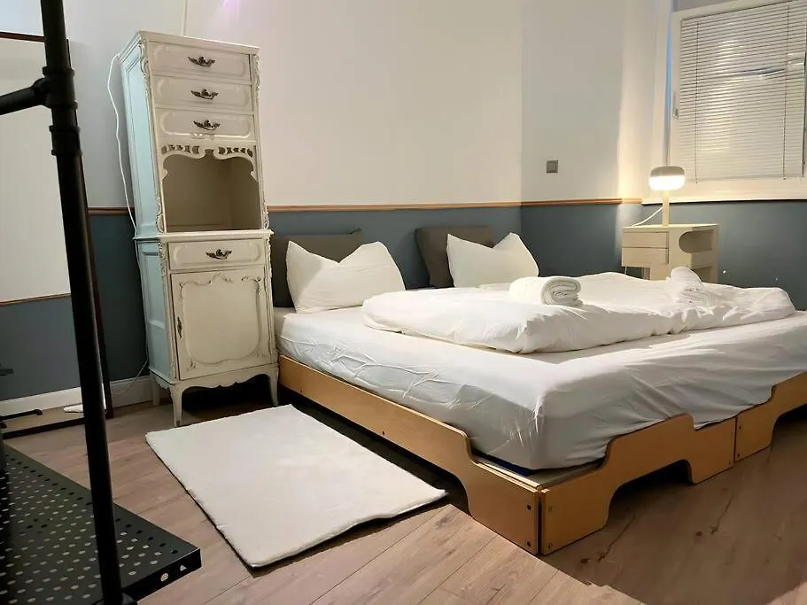 Helle Erdgeschosswohnung, Nahe Zentrum Und Schoenbrunn Vienna