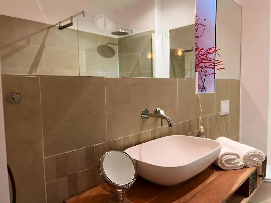 Apartment Helle Erdgeschosswohnung, Nahe Zentrum Und Schoenbrunn Vienna